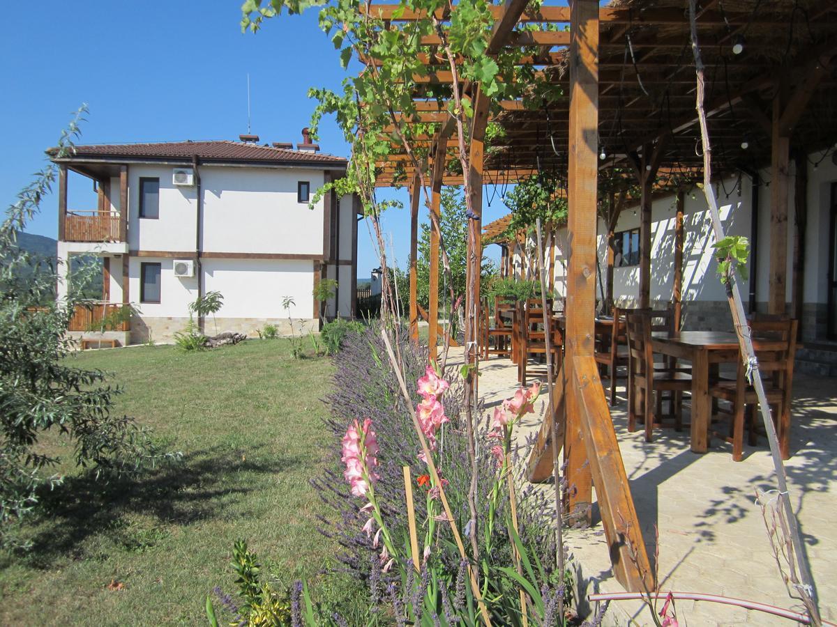 Vis Velika Bed & Breakfast Exterior photo